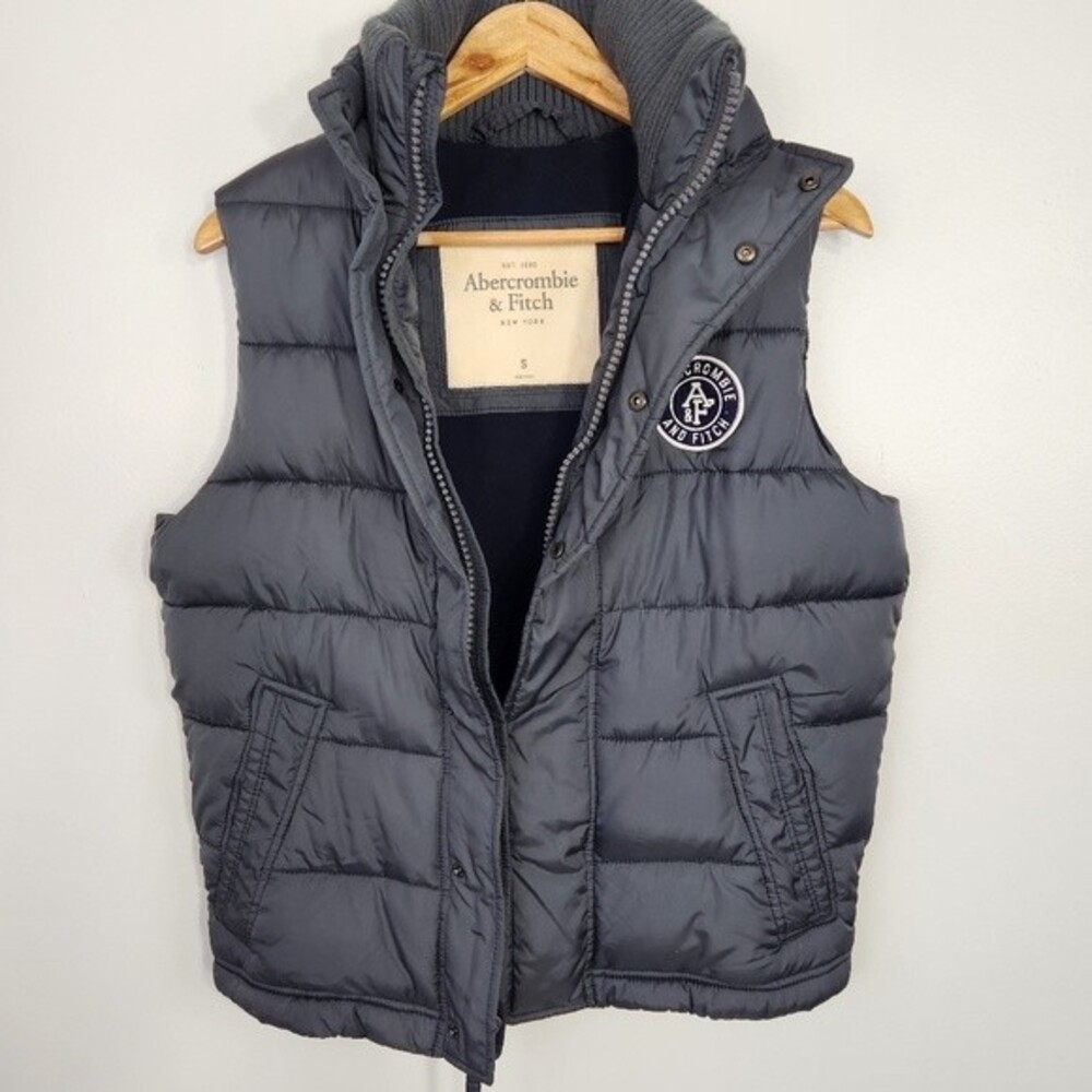 Abercrombie & Fitch Puffer Vest Dark Gray Size S